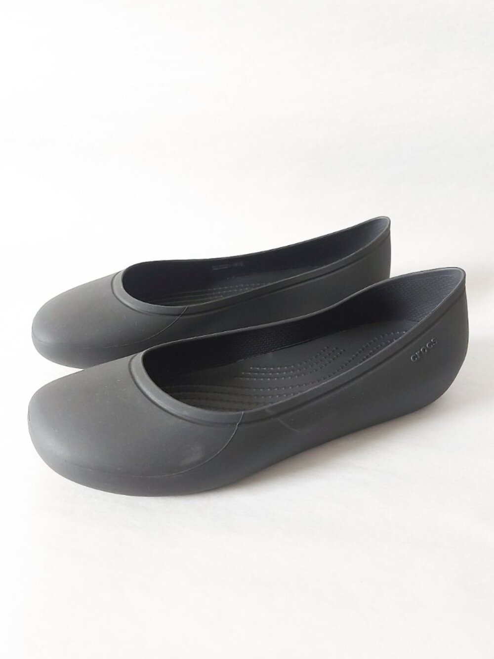 Crocs Women Brooklyn Ballet Flats Size 8 Black Walking Lightweight Comfy Slipon